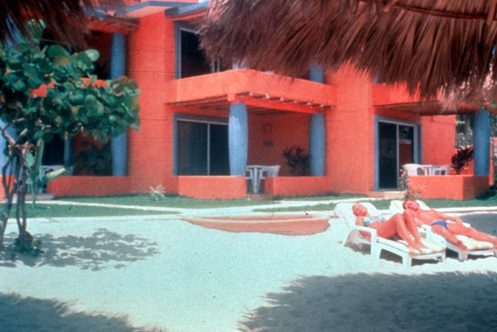 ホテル ヴィラ メキシカーナ シワタネホ エクステリア 写真